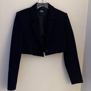 Zara Women's Elegant Black Crop Suit Jacket